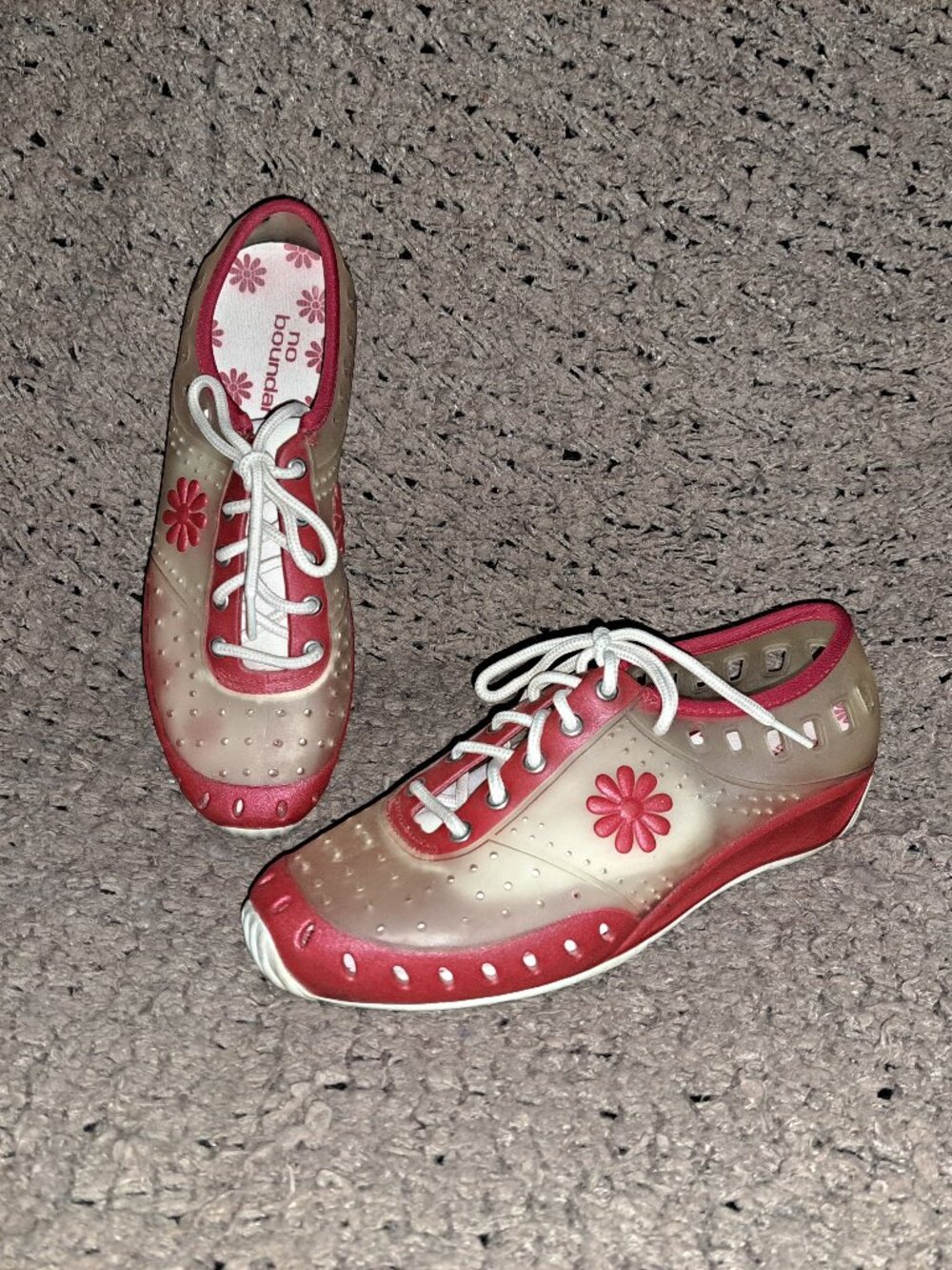 Vintage Y2K NO BOUNDARIES-Tynan Jelly Sneakers-Clear & Red-SZ 7-Excellent